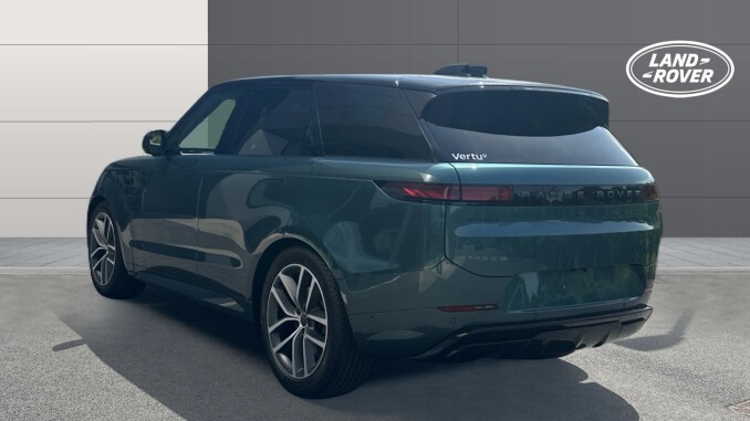 Land Rover Range Rover Sport 3.0 D300 Dynamic SE 5dr Auto Diesel Estate - Image 2